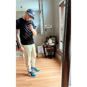 Meet your Posher, Mickey